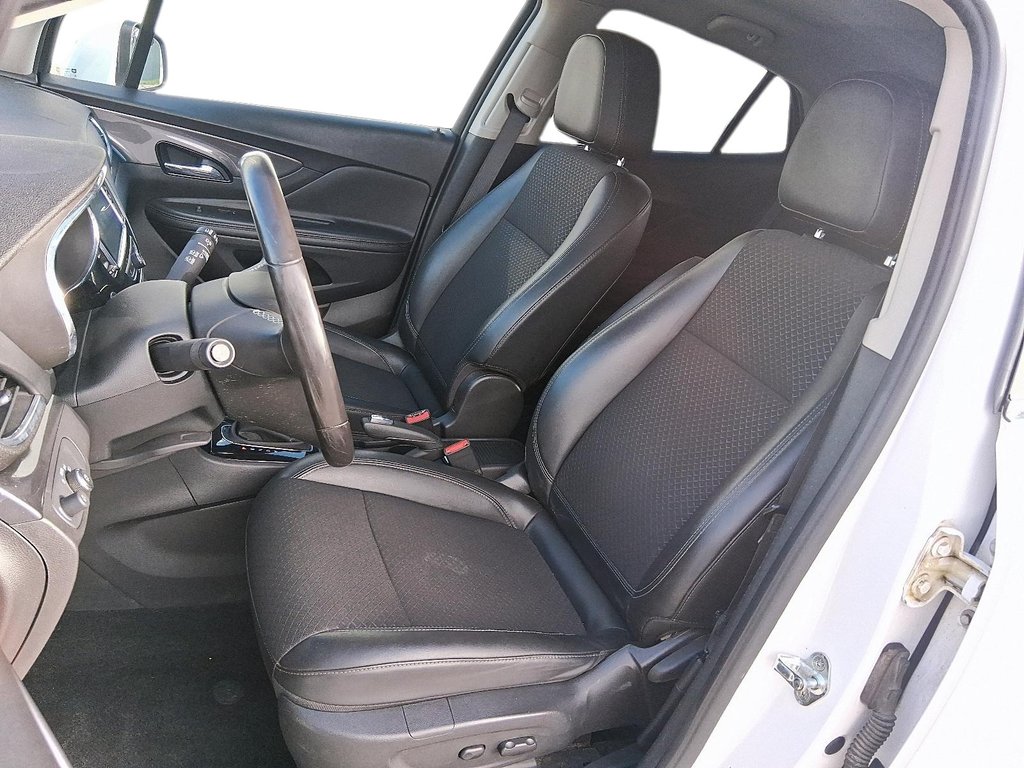 2019 Buick Encore AWD Preferred in Stratford, Ontario - 9 - w1024h768px