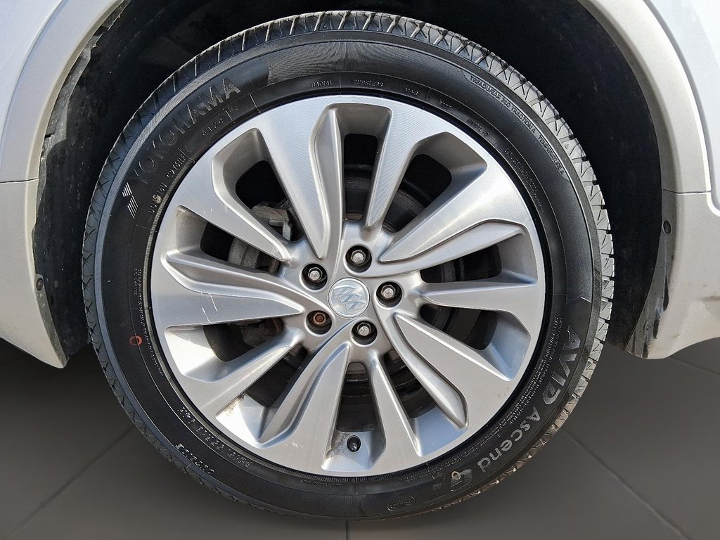 2019 Buick Encore AWD Preferred in Stratford, Ontario - 8 - w1024h768px