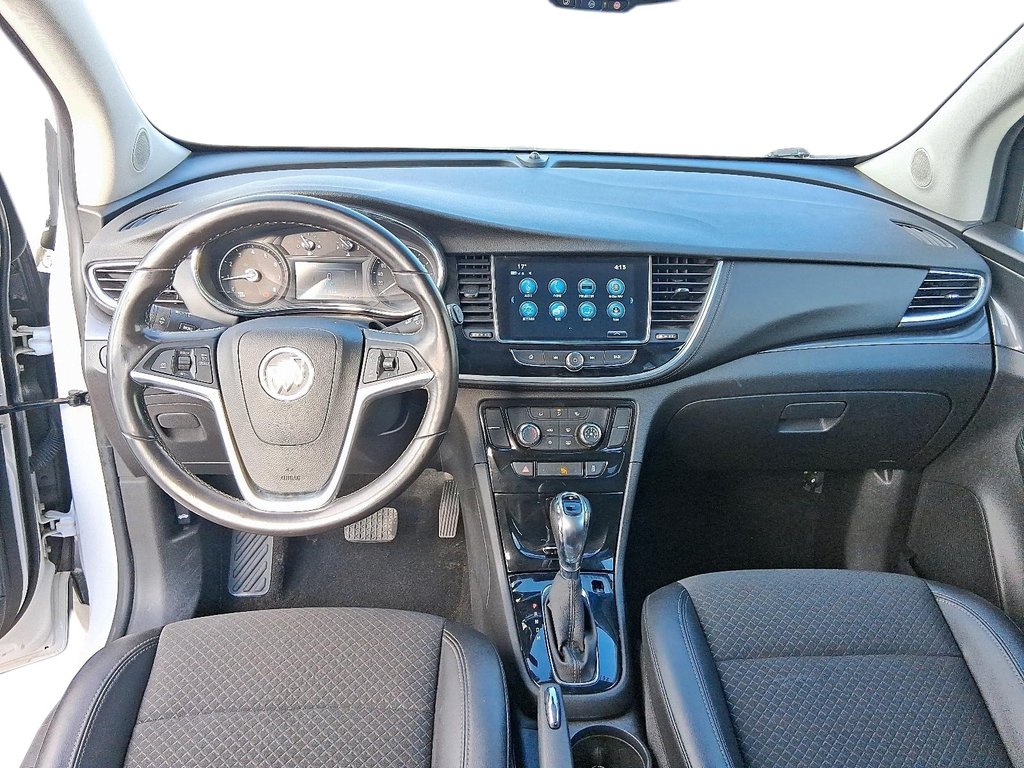 2019 Buick Encore AWD Preferred in Stratford, Ontario - 11 - w1024h768px
