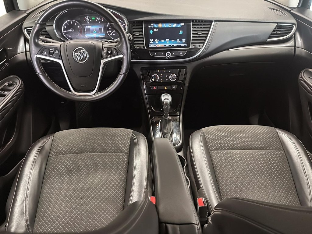 2019 Buick Encore AWD Sport Touring in Stratford, Ontario - 9 - w1024h768px