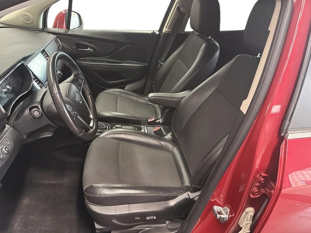 2019 Buick Encore AWD Sport Touring in Stratford, Ontario - 8 - w1024h768px