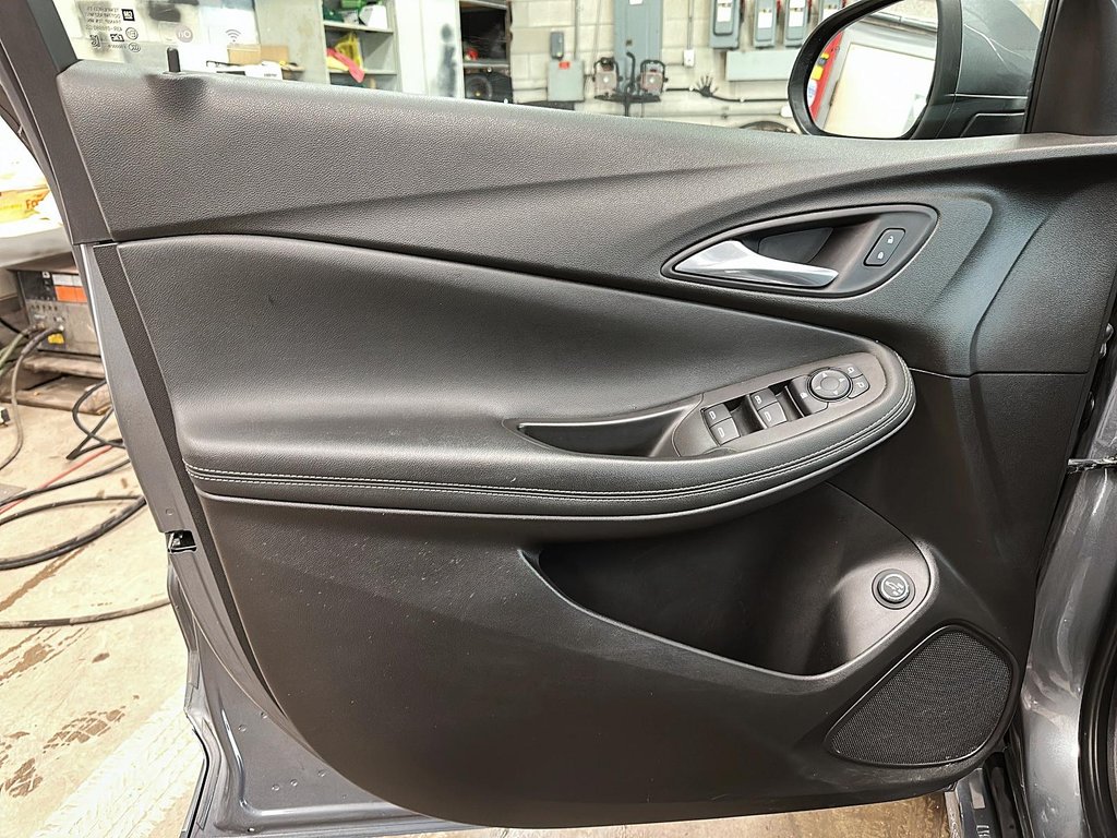 2021 Buick Encore Gx Select AWD in Stratford, Ontario - 10 - w1024h768px