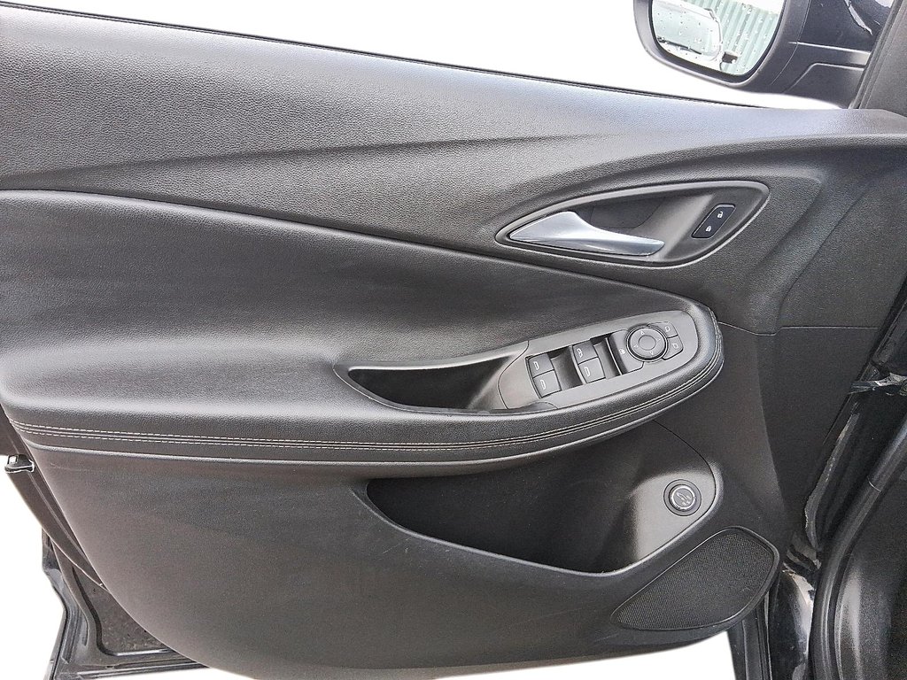 2021 Buick Encore Gx Select AWD in Stratford, Ontario - 12 - w1024h768px