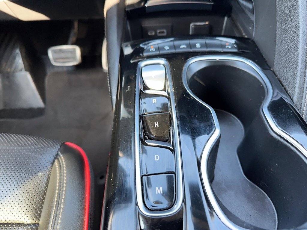2022 Buick ENVISION Essence AWD in Stratford, Ontario - 13 - w1024h768px