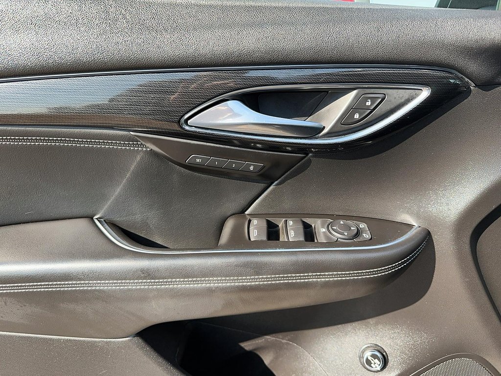 2022 Buick ENVISION Essence AWD in Stratford, Ontario - 9 - w1024h768px