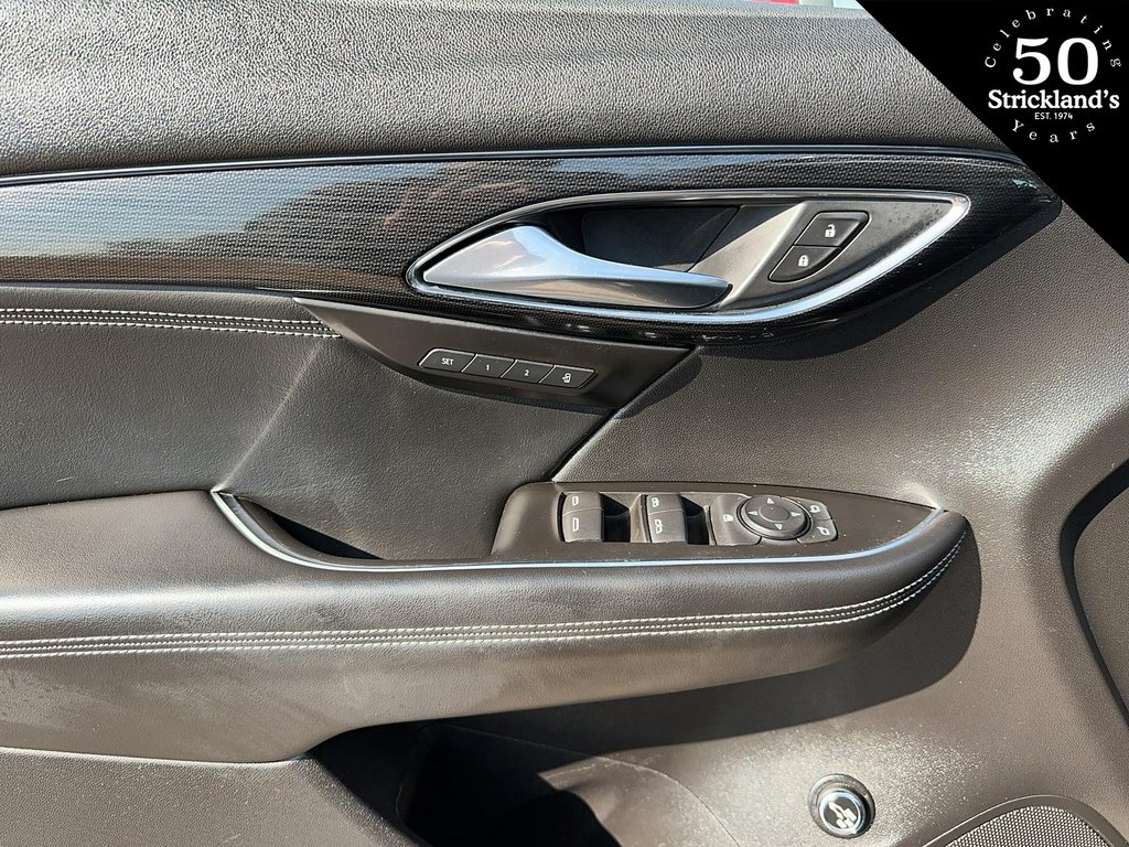 2022 Buick ENVISION Essence AWD in Stratford, Ontario - 9 - w1024h768px