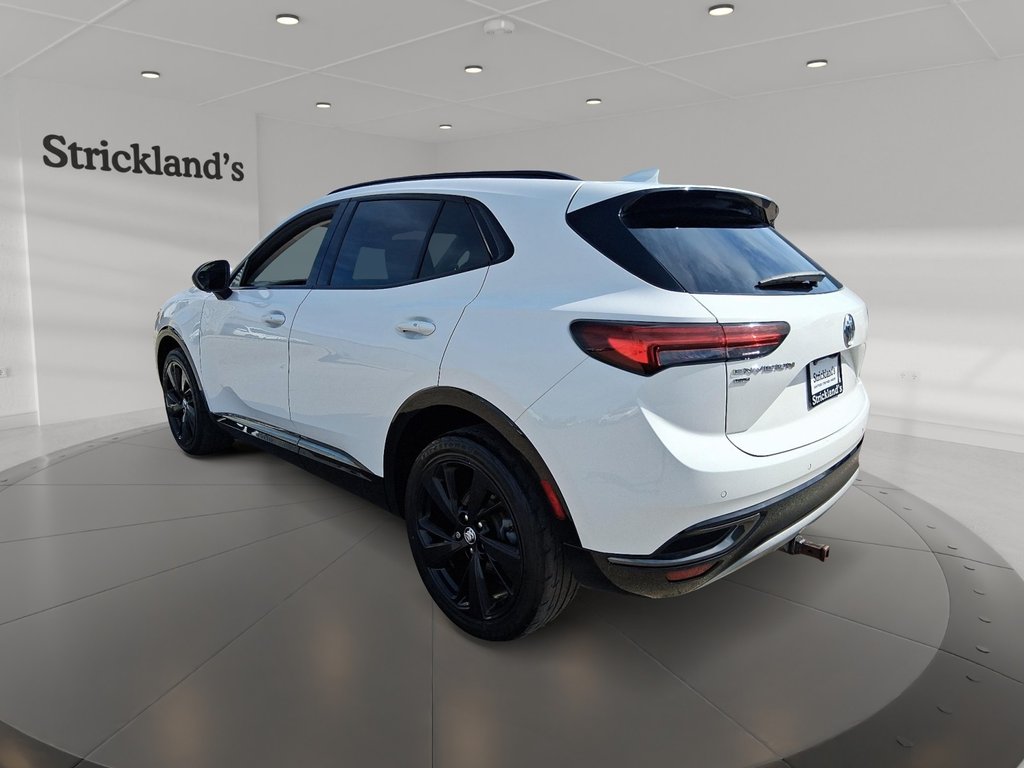 2022 Buick Envision Essence AWD in Stratford, Ontario - 4 - w1024h768px