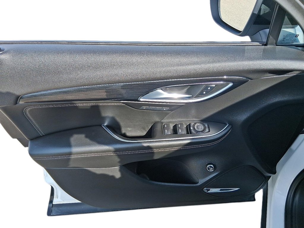 2022 Buick Envision Essence AWD in Stratford, Ontario - 11 - w1024h768px