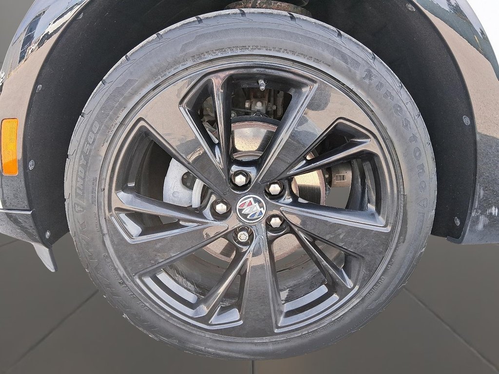 2022 Buick Envision Essence AWD in Stratford, Ontario - 8 - w1024h768px