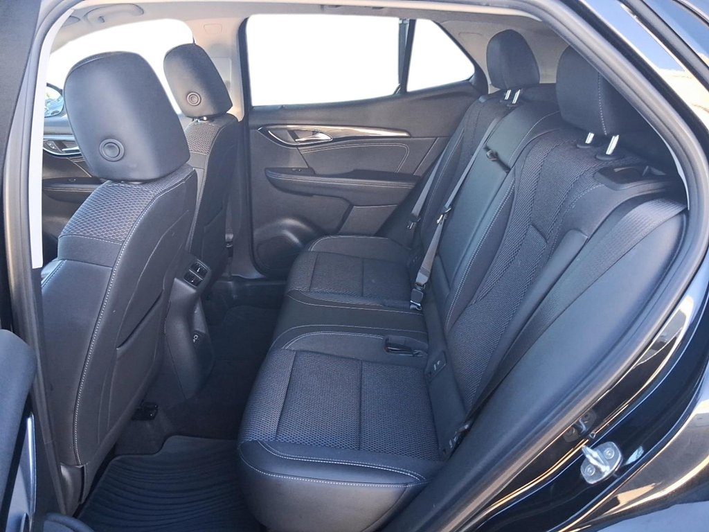 2022 Buick Envision Preferred AWD in Stratford, Ontario - 10 - w1024h768px