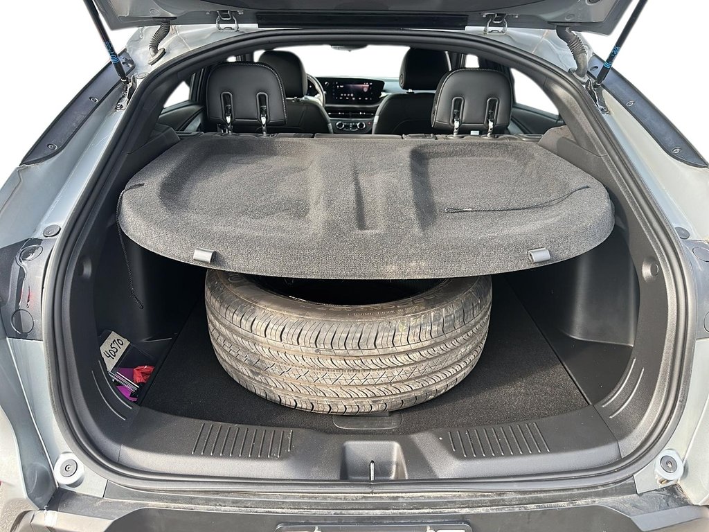 2024 Buick Envista FWD Preferred in Stratford, Ontario - 6 - w1024h768px