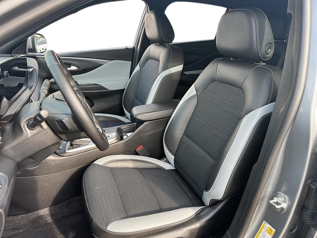 2024 Buick Envista FWD Preferred in Stratford, Ontario - 8 - w1024h768px
