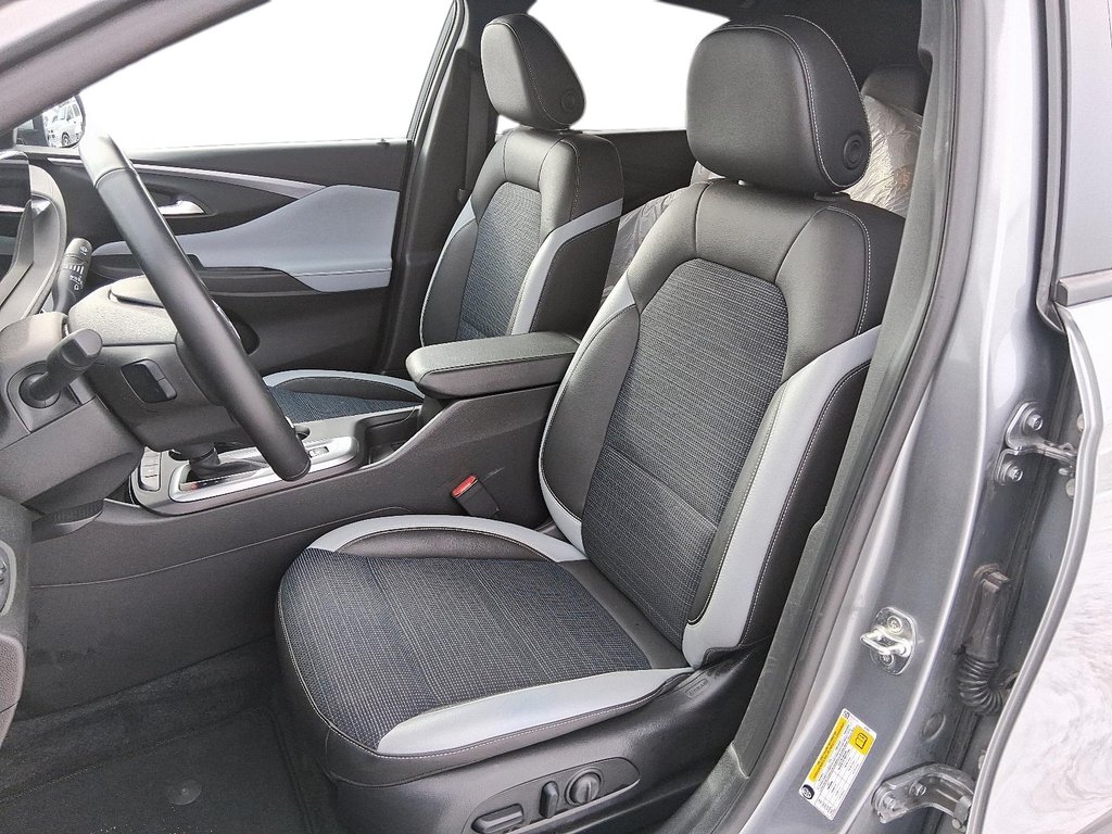 2024 Buick Envista FWD Preferred in Stratford, Ontario - 8 - w1024h768px