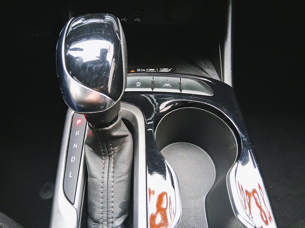 2024 Buick Envista FWD Sport Touring in Stratford, Ontario - 18 - w1024h768px