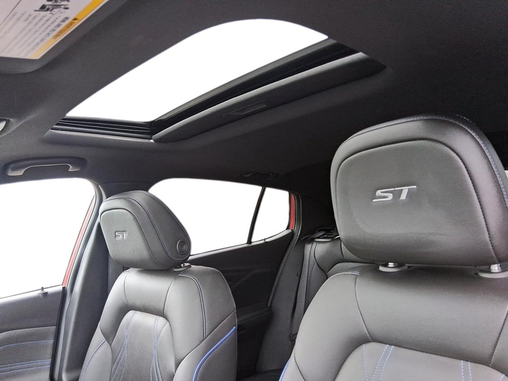 2024 Buick Envista FWD Sport Touring in Stratford, Ontario - 19 - w1024h768px