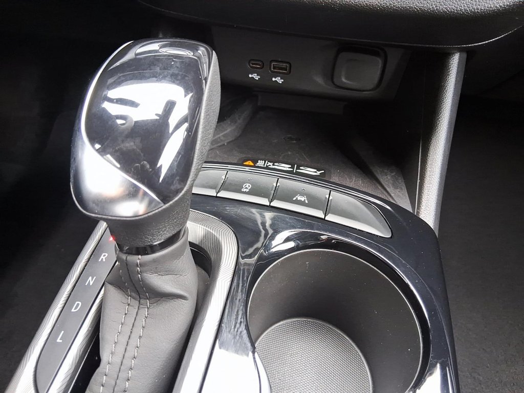 2024 Buick Envista FWD Sport Touring in Stratford, Ontario - 18 - w1024h768px