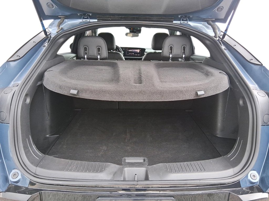 2024 Buick Envista FWD Sport Touring in Stratford, Ontario - 7 - w1024h768px