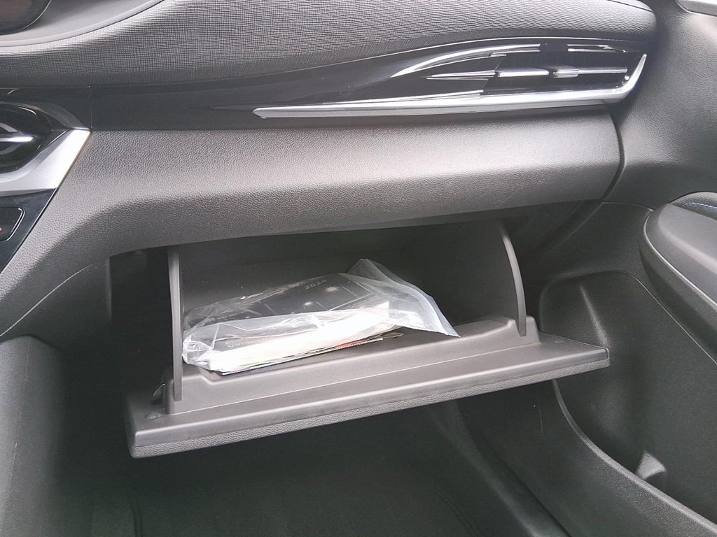 2024 Buick Envista FWD Sport Touring in Stratford, Ontario - 17 - w1024h768px