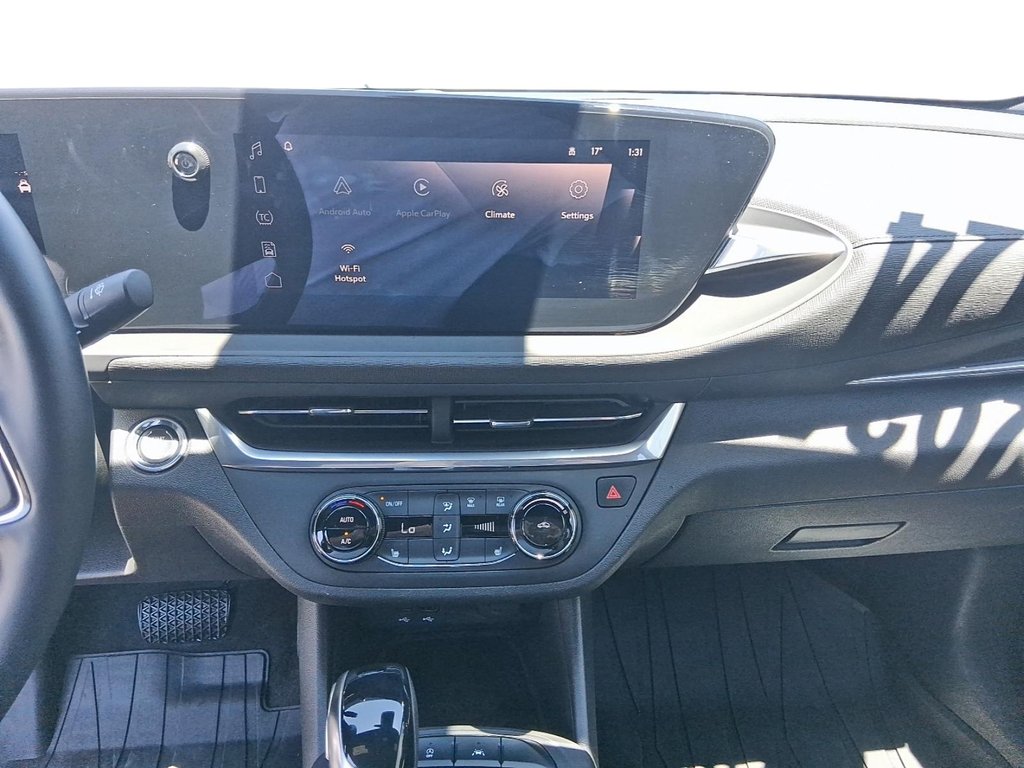 2024 Buick Envista FWD Preferred in Stratford, Ontario - 15 - w1024h768px