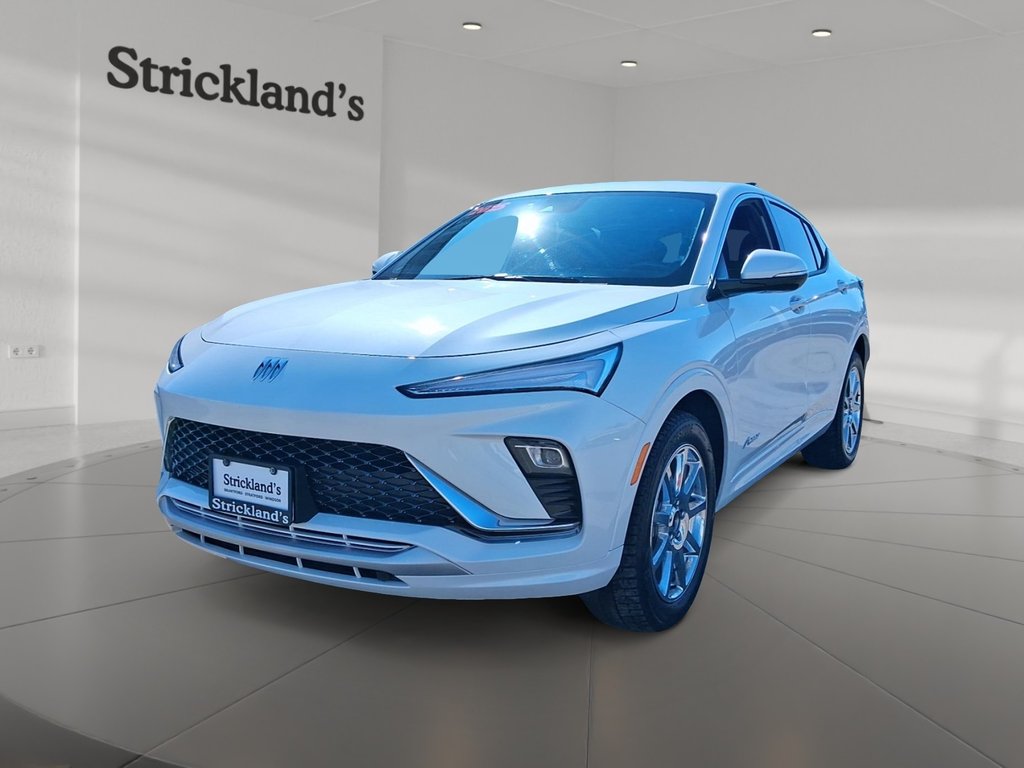 2025 Buick Envista FWD 4dr Avenir in Stratford, Ontario - 1 - w1024h768px