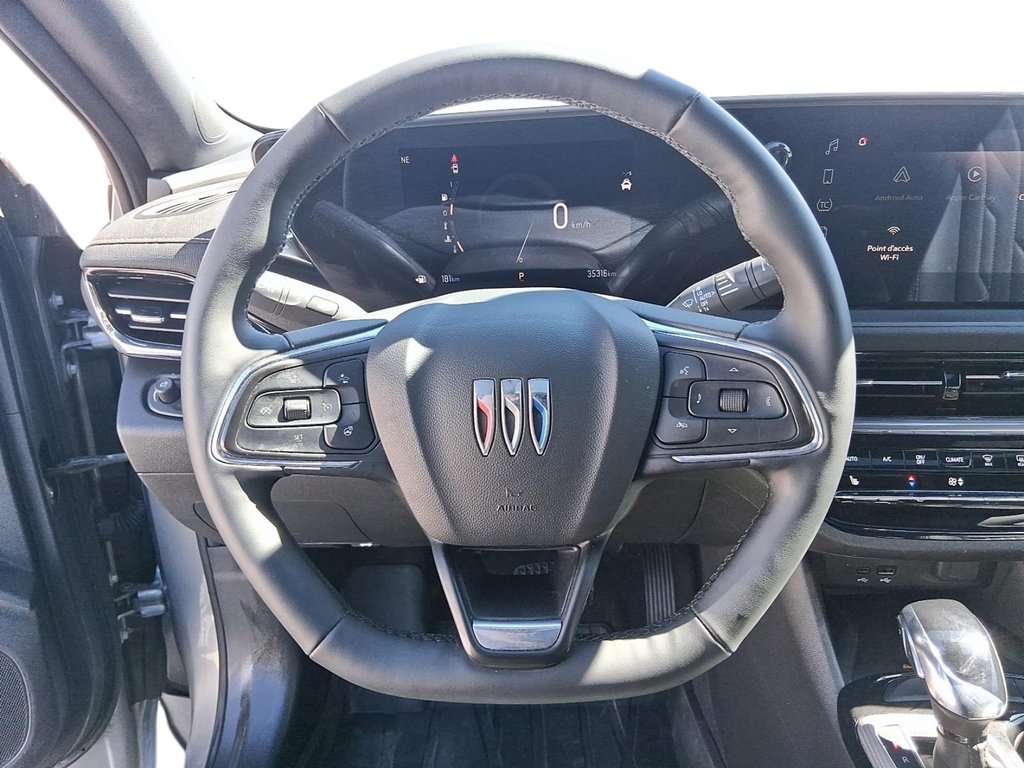 2025 Buick Envista FWD 4dr Avenir in Stratford, Ontario - 12 - w1024h768px