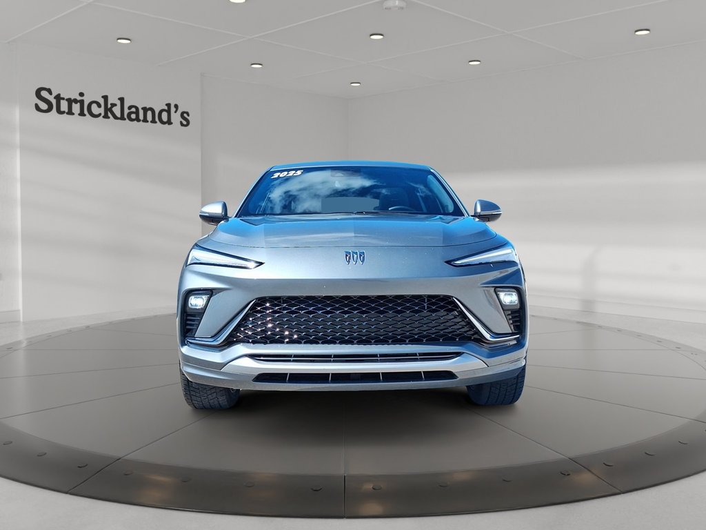2025 Buick Envista FWD 4dr Avenir in Stratford, Ontario - 2 - w1024h768px