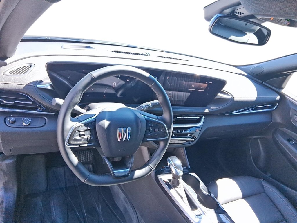 2025 Buick Envista FWD 4dr Avenir in Stratford, Ontario - 10 - w1024h768px