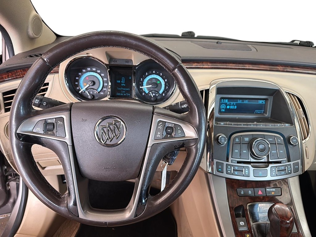 2011 Buick LaCROSSE CX 2.4L 1SA in Stratford, Ontario - 13 - w1024h768px