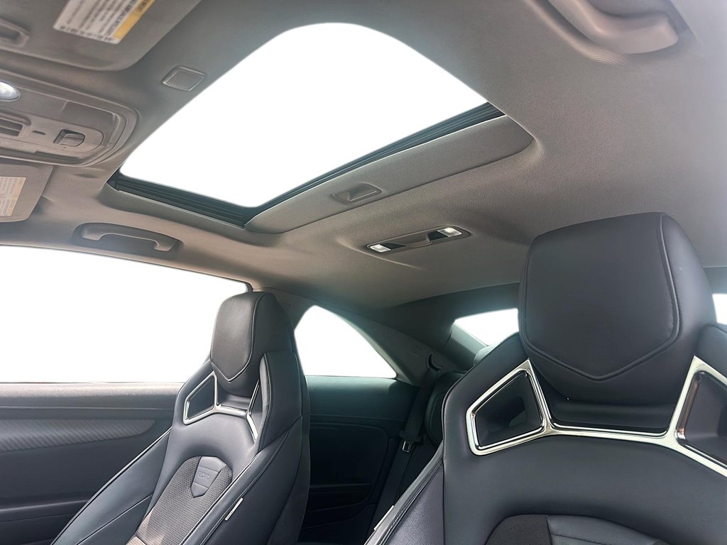 2017 Cadillac ATS Coupe AWD 2.0L Turbo Luxury in Stratford, Ontario - 15 - w1024h768px