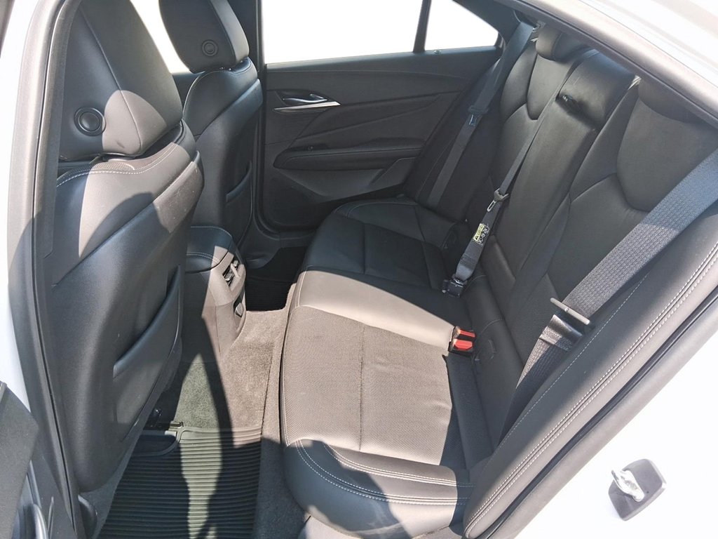 2020 Cadillac CT4 RWD Premium Luxury in Stratford, Ontario - 9 - w1024h768px