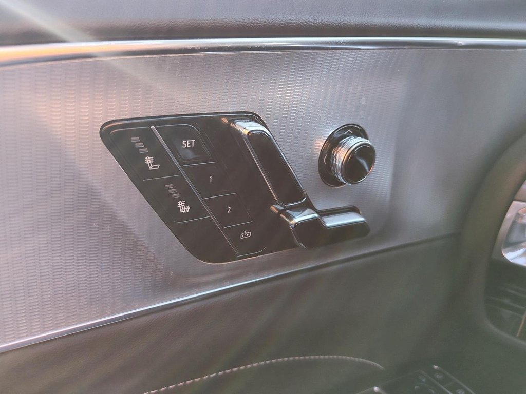 2024 Cadillac LYRIQ 4dr Tech w/1SA in Stratford, Ontario - 21 - w1024h768px