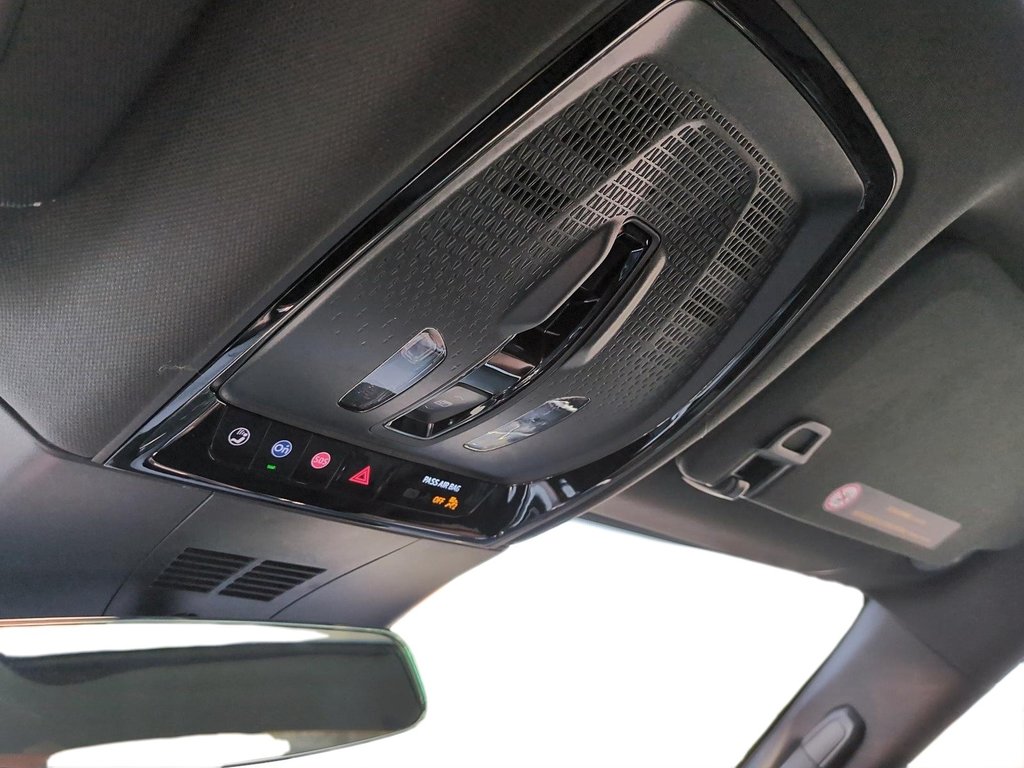 2024 Cadillac LYRIQ 4dr Tech w/1SA in Stratford, Ontario - 22 - w1024h768px