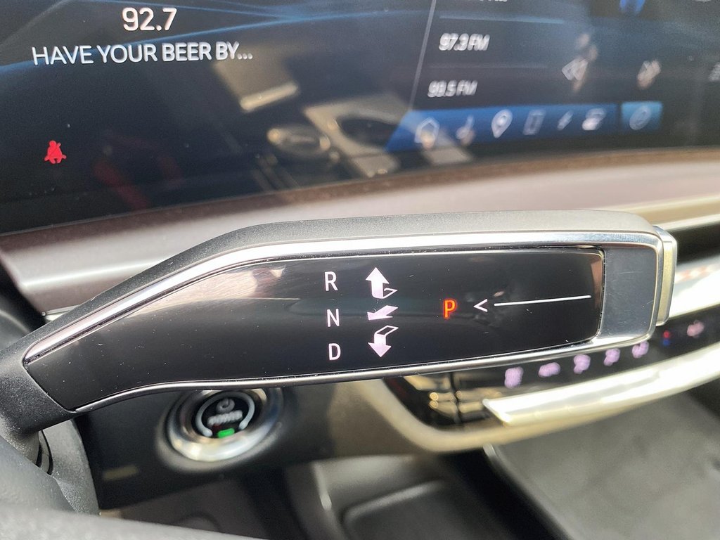 2024 Cadillac LYRIQ 4dr Tech w/1SA in Stratford, Ontario - 14 - w1024h768px