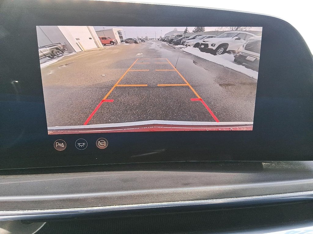 2024 Cadillac LYRIQ 4dr Tech w/1SA in Stratford, Ontario - 21 - w1024h768px