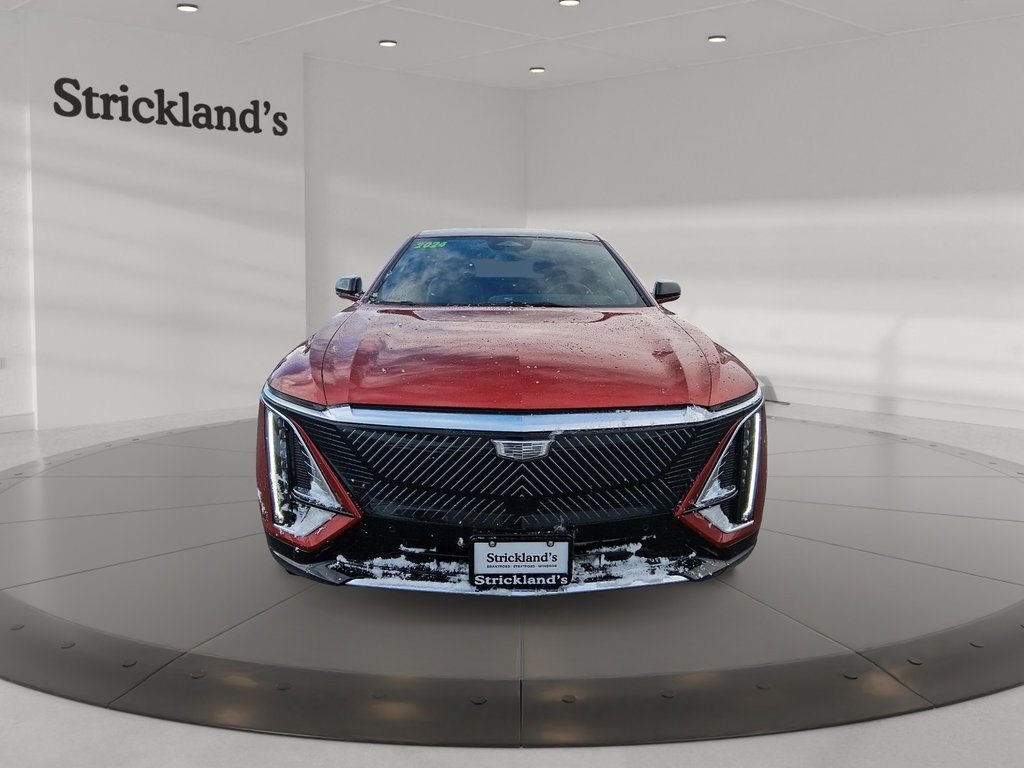 2024 Cadillac LYRIQ 4dr Tech w/1SA in Stratford, Ontario - 2 - w1024h768px