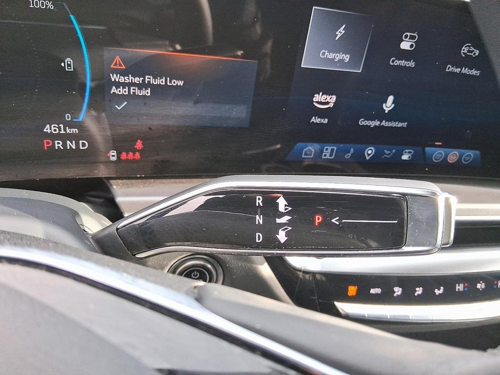 2024 Cadillac LYRIQ 4dr Tech w/1SA in Stratford, Ontario - 17 - w1024h768px