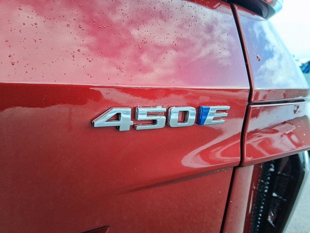 2024 Cadillac LYRIQ 4dr Tech w/1SA in Stratford, Ontario - 8 - w1024h768px