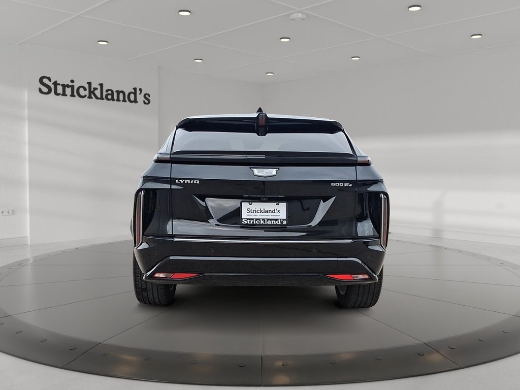 2024 Cadillac LYRIQ 4dr Tech w/1SA in Stratford, Ontario - 3 - w1024h768px
