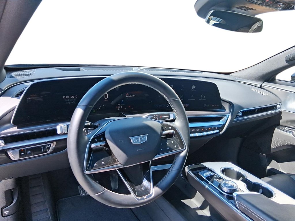 2024 Cadillac LYRIQ 4dr Tech w/1SA in Stratford, Ontario - 10 - w1024h768px