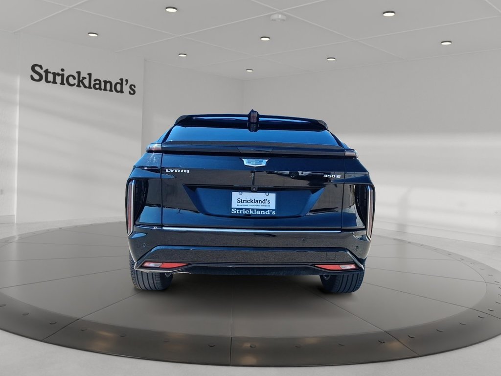 2024 Cadillac LYRIQ 4dr Tech w/1SA in Stratford, Ontario - 3 - w1024h768px