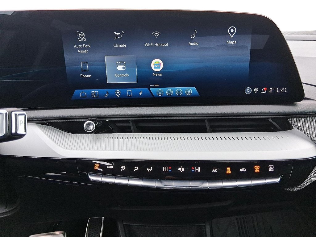 2025 Cadillac OPTIQ AWD 4dr Sport w/1SF in Stratford, Ontario - 16 - w1024h768px