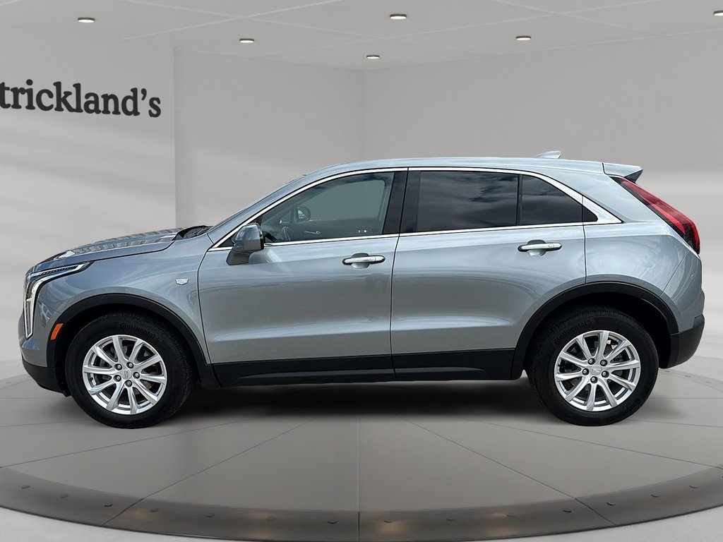 2023 Cadillac XT4 Luxury FWD in Stratford, Ontario - 5 - w1024h768px
