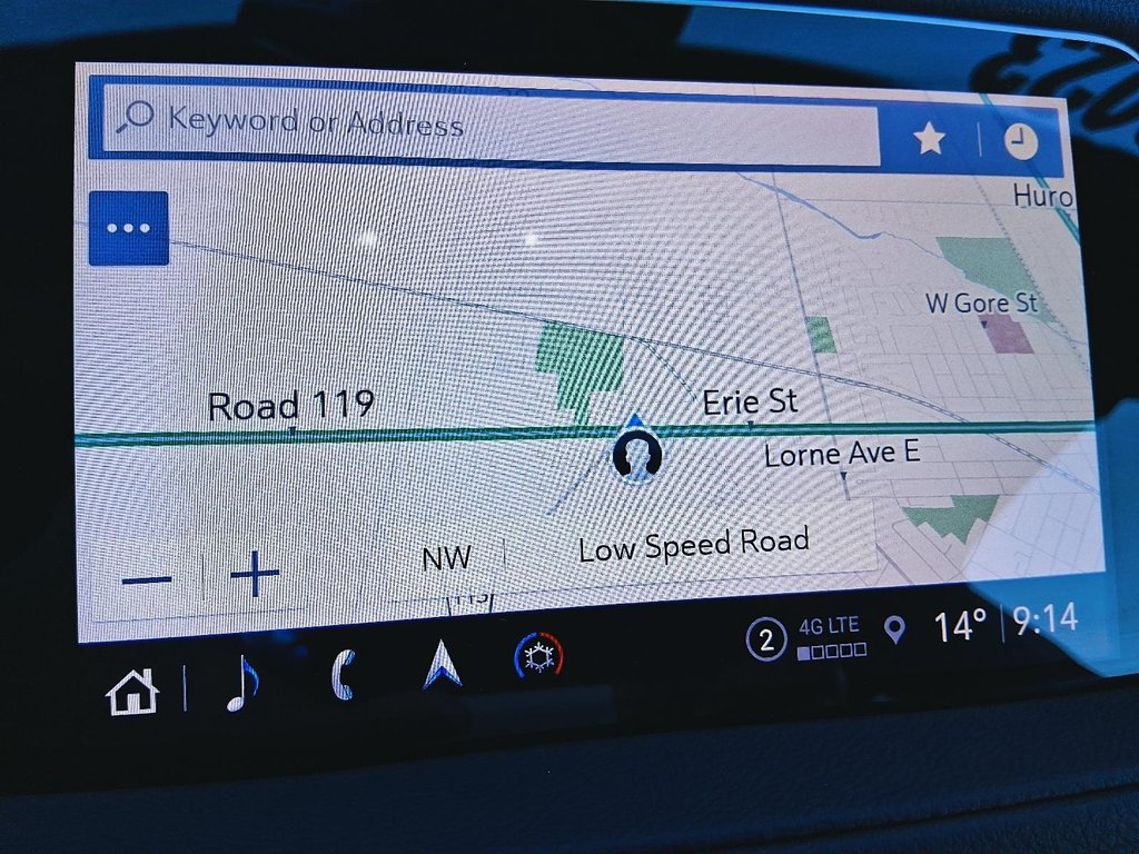 2023 Cadillac XT4 Premium Luxury AWD in Stratford, Ontario - 17 - w1024h768px