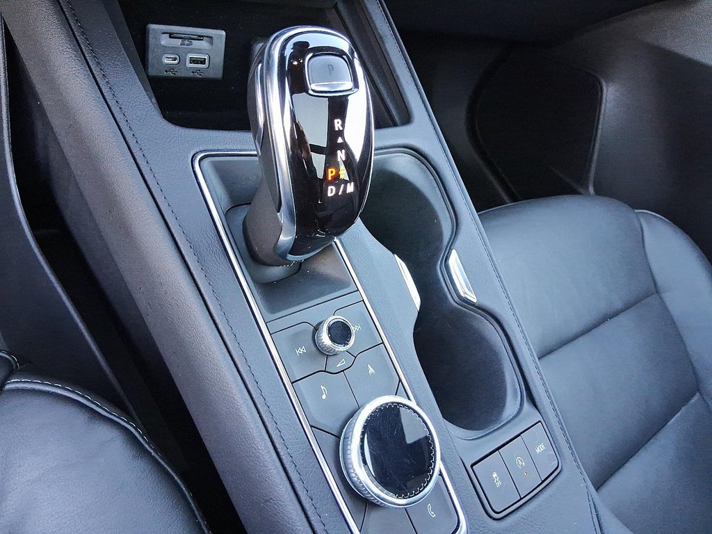 2023 Cadillac XT4 Premium Luxury AWD in Stratford, Ontario - 14 - w1024h768px