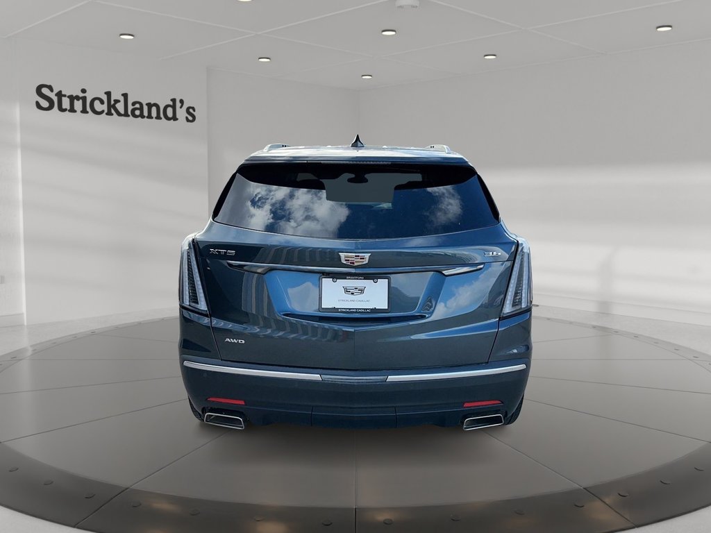 2019 Cadillac XT5 AWD Luxury in Stratford, Ontario - 3 - w1024h768px
