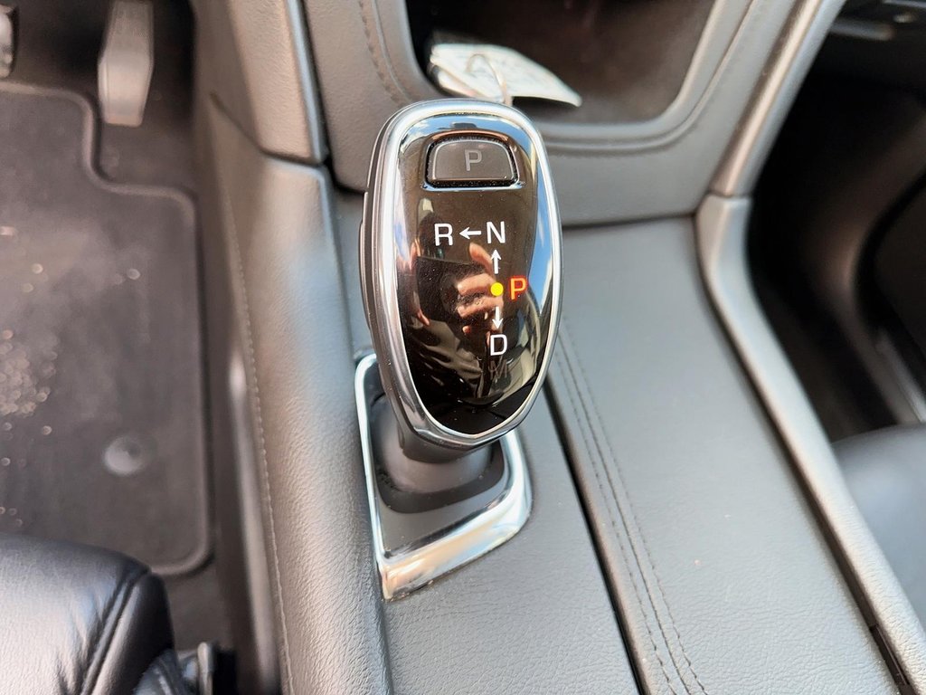 2019 Cadillac XT5 AWD Luxury in Stratford, Ontario - 14 - w1024h768px
