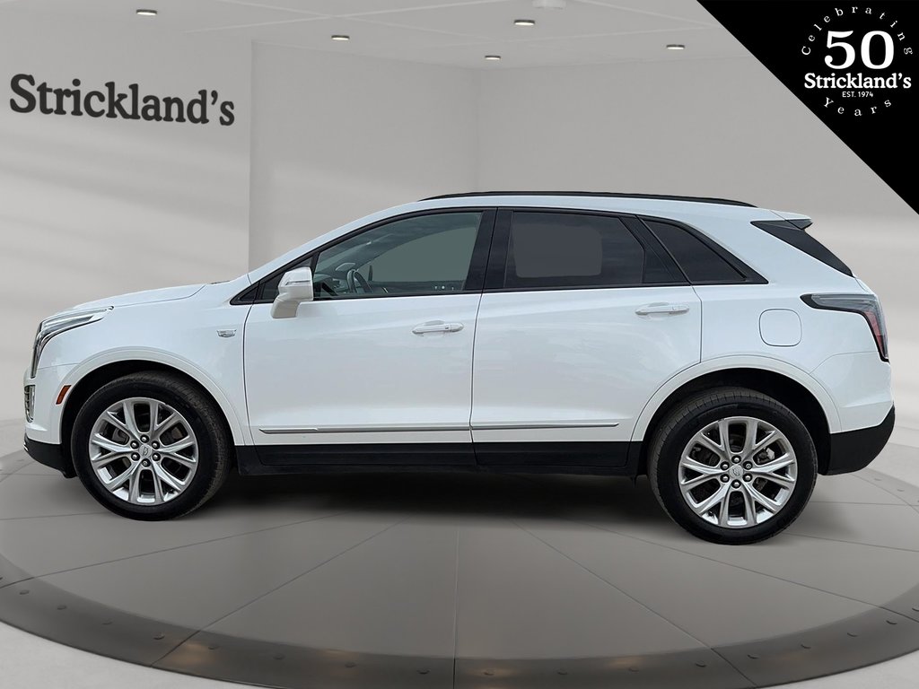 2020  XT5 Sport AWD in Stratford, Ontario - 5 - w1024h768px