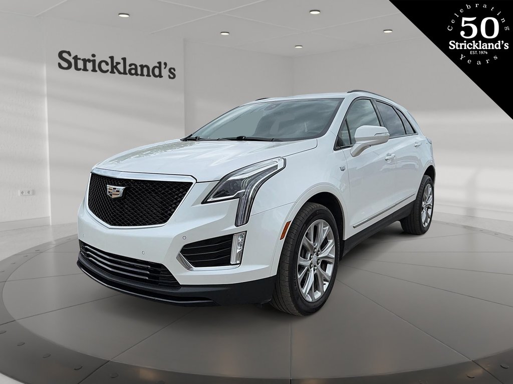 2020  XT5 Sport AWD in Stratford, Ontario - 1 - w1024h768px