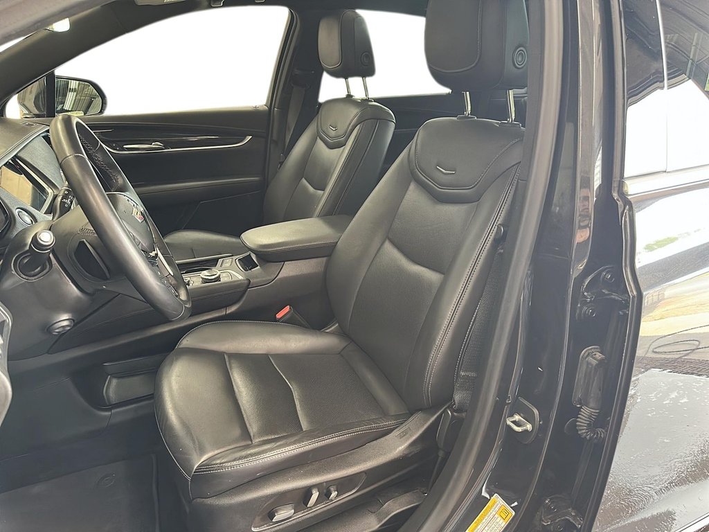 2022 Cadillac XT5 Premium Luxury AWD in Stratford, Ontario - 8 - w1024h768px