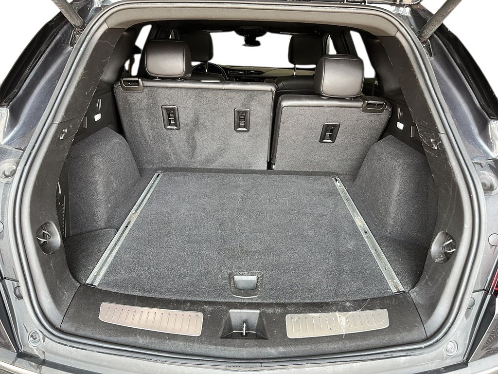 2022 Cadillac XT5 Premium Luxury AWD in Stratford, Ontario - 6 - w1024h768px